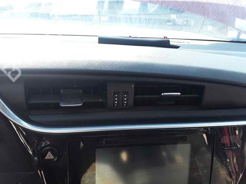 Grille d'aération TOYOTA AURIS (_E18_) 1.8 Hybrid (ZWE186_, ZWE186R) (136 hp) 23886827