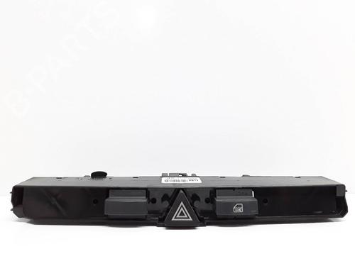 Bouton de warning OPEL ASTRA H (A04) [2004-2014]  8647507