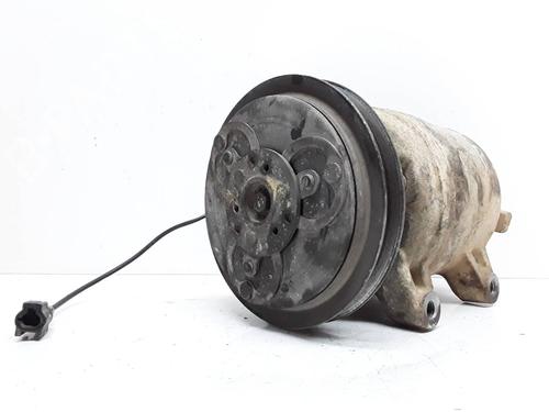 Used AC compressor FORD MAVERICK (UDS, UNS) 2.7 TD (100 hp) 9588813
