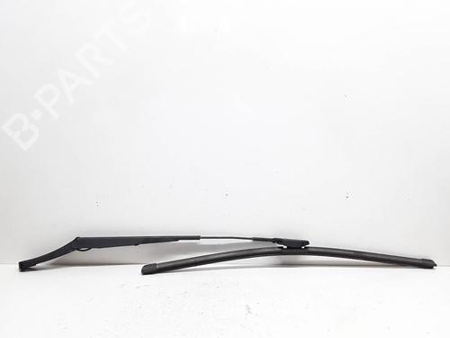 Used Front windshield wiper arm VW TIGUAN (5N_) 2.0 TDI (140 hp) 10509089