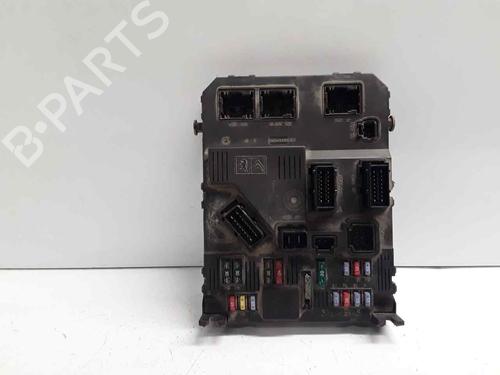 Used Fuse box PEUGEOT 407 (6D_) 2.0 (6DRFNB, 6DRFNE) (136 hp) 31264958