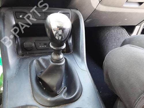 Used Gear lever HYUNDAI ix35 (LM, EL, ELH) [2009-2016]  8238179