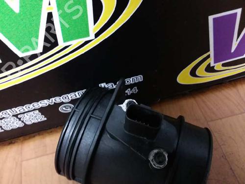 Mass air flow sensor FORD TOURNEO CONNECT | BP7470910M95