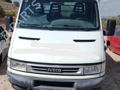 Left front indicator IVECO DAILY III Van 29 L 12 V (ALKA41A2, ALLA52A2, ALKA42A2) | BP40022926C32 - Image 2