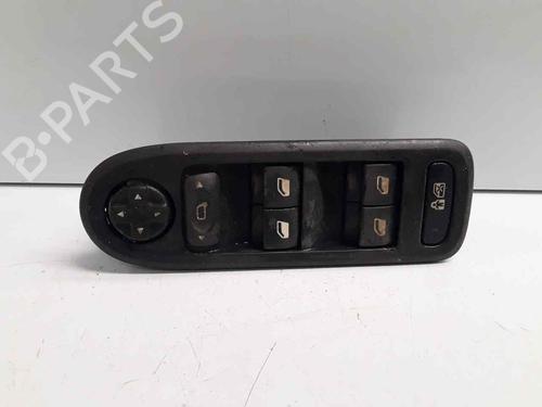 Venstre fortil elrude kontakt CITROËN C5 III (RD_) [2008-2017]  30975151