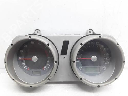 Used Instrument cluster VW POLO (6N2) [1999-2001]  8391040