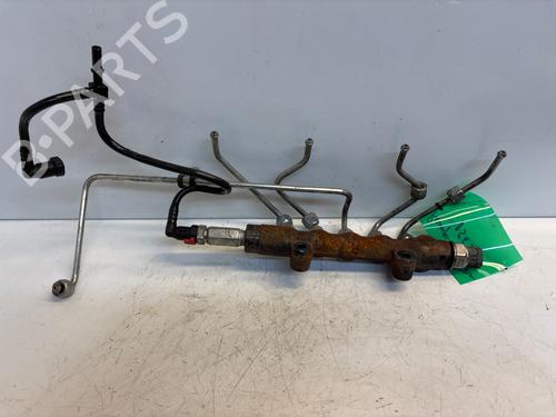 Used Injection rail Injection rail 36785896 36785896