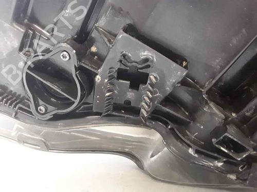 Right headlight MERCEDES-BENZ C-CLASS (W204) C 200 CDI (204.007, 204.006) | BP32251050C29