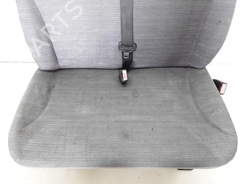 Sæde højre fortil RENAULT TRAFIC II Bus (JL) 2.5 dCi 135 (JL0D) | BP10064507C16 