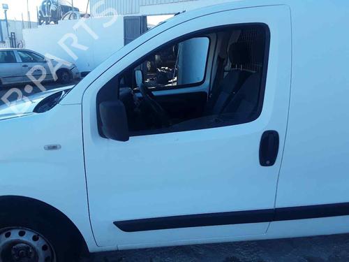 Used Left front door PEUGEOT BIPPER (AA_) [2008-2025]  22410358