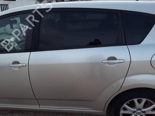 Porte arrière gauche TOYOTA COROLLA Verso (ZER_, ZZE12_, R1_) 2.2 D-4D (AUR10_, AUR10R) (136 hp) 32250967