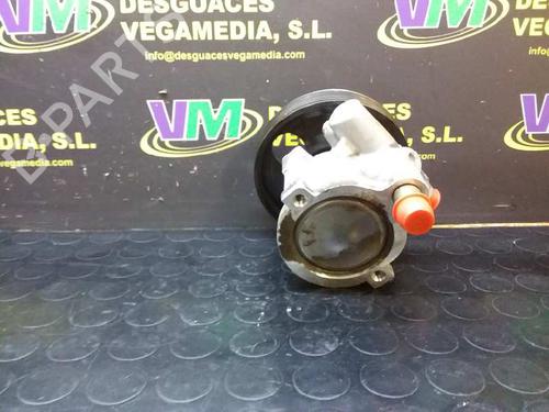 Used Steering pump RENAULT LAGUNA II Grandtour (KG0/1_) [2001-2007]  7469666