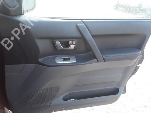 Used Front right panel MITSUBISHI PAJERO III (V7_W, V6_W) 3.2 Di-D (V68W, V78W) (165 hp) 22410538
