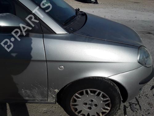 Used Right front fenders LANCIA YPSILON (843_) 1.2 (843.AXB1A) (80 hp) 18908424