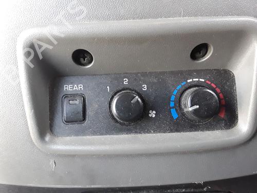 Used Climate control MITSUBISHI PAJERO III (V7_W, V6_W) 3.2 Di-D (V68W, V78W) (165 hp) 22410550
