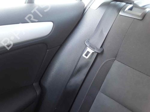 Used Rear right seatbelt VW GOLF VI (5K1) 1.6 TDI (105 hp) 20137174