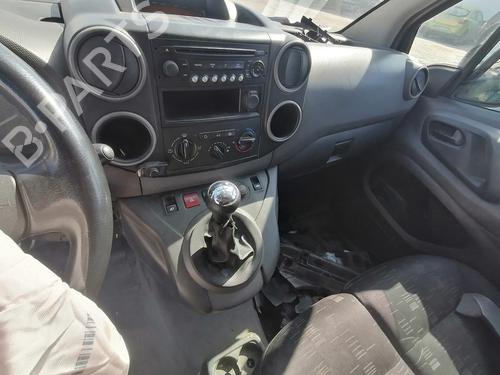 Engine control unit (ECU) CITROËN BERLINGO MULTISPACE (B9) 1.6 HDi 75 16V | BP9295611M57 