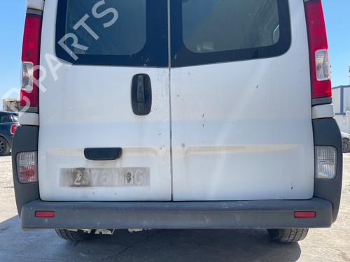 Used Rear bumper RENAULT TRAFIC II Bus (JL) 2.0 dCi 115 (JL00, JL01, JL0H, JL0M, JL0U) (114 hp) 26488082