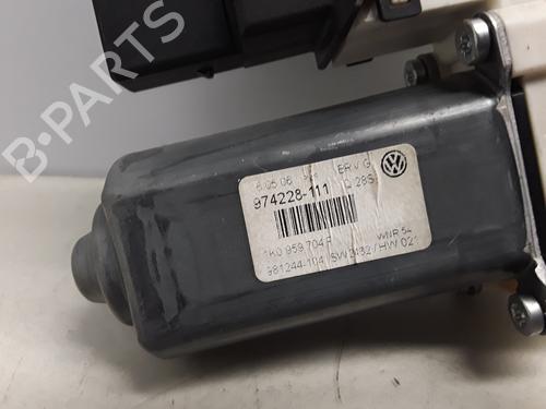 Rudehejsemotor bagstkærm højre VW PASSAT B6 Variant (3C5) 1.9 TDI | BP16970839E22 