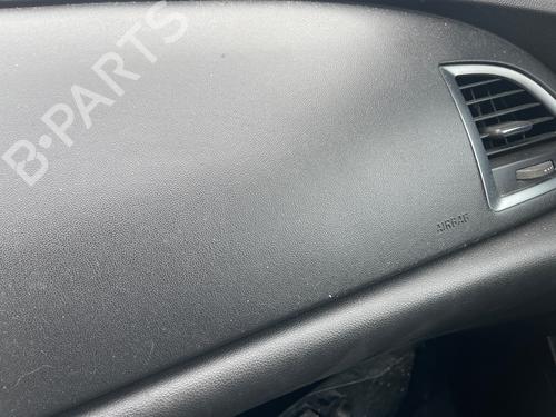 Used Passenger airbag OPEL ASTRA J (P10) [2009-2016]  31117894