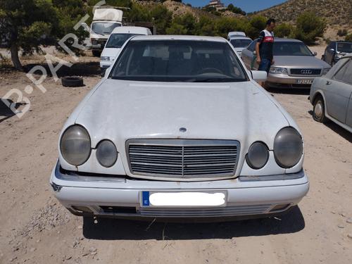 Right front fog light MERCEDES-BENZ E-CLASS (W210) E 290 Turbo-D (210.017) | BP10644212C31 