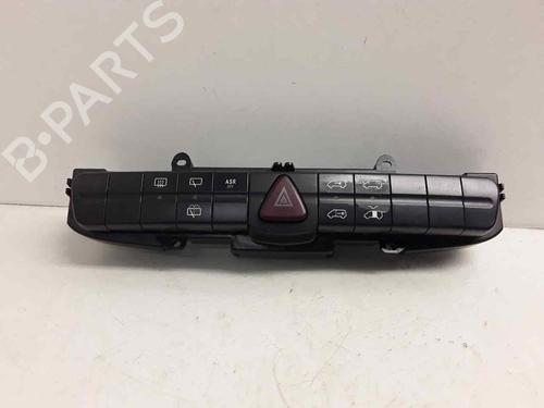 Used Warning switch MERCEDES-BENZ VITO Bus (W639) 111 CDI (639.701, 639.703, 639.705) (109 hp) 27668046