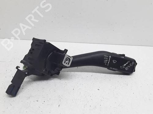 Used Steering column stalk SEAT LEON (1P1) 1.6 TDI (105 hp) 13108943