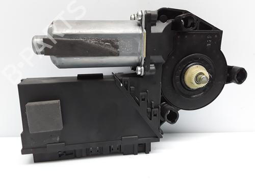 Rudehejsemotor bagstkærm højre VW PHAETON (3D1, 3D2, 3D3, 3D4, 3D6, 3D7, 3D8, 3D9) 3.0 V6 TDI 4motion | BP7476765E22 