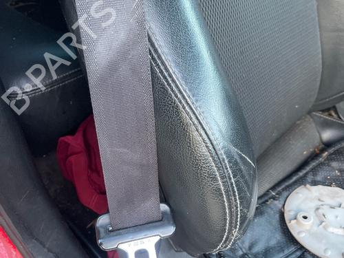 Used Front right seatbelt HYUNDAI COUPE II (GK) 1.6 16V (105 hp) 31177577