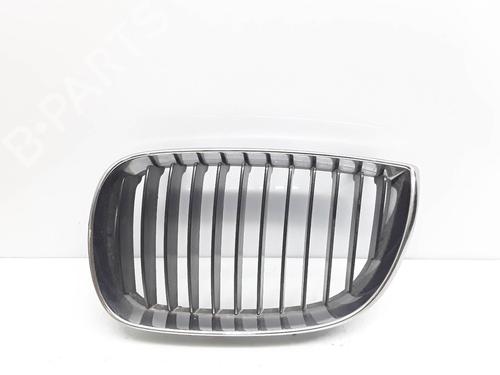 Used Grille BMW 1 (E87) 120 d (163 hp) 7561941
