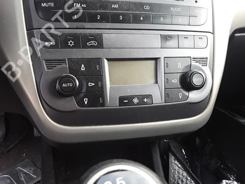Used Climate control FIAT PUNTO (188_) 1.4 (95 hp) 18908867