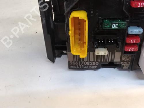 Fuse box PEUGEOT 307 Break (3E) 1.6 HDi 110 | BP39653151E1 - Image 3