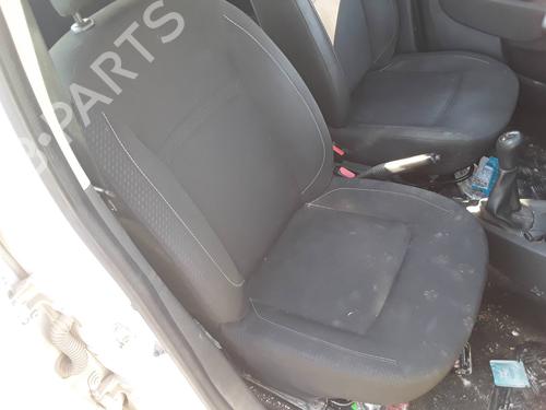 Used Right front seat Right front seat 37161515 37161515