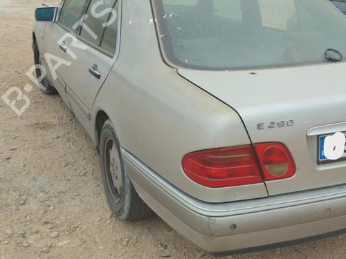 Fuse box MERCEDES-BENZ E-CLASS (W210) E 290 Turbo-D (210.017) | BP24878569E1 
