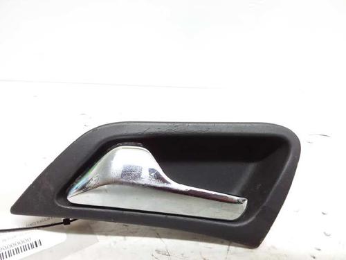 Used Front left interior door handle MERCEDES-BENZ C-CLASS (W203) C 200 CDI (203.004) (116 hp) 7472816