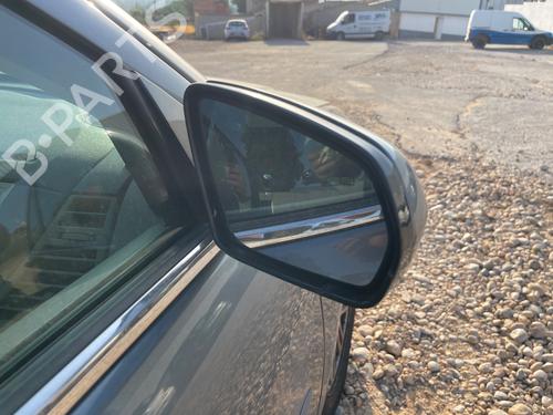Right mirror CHRYSLER SEBRING (JS) 2.0 CRD BP27236080C27