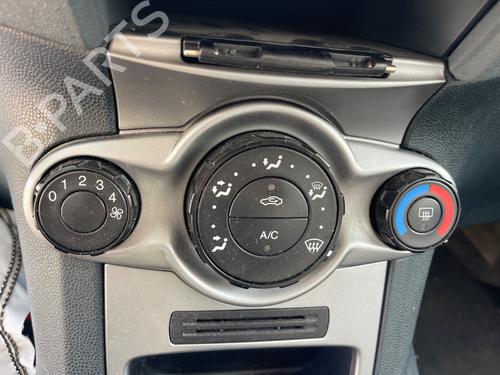Commande Chauffage FORD FIESTA VI (CB1, CCN) 1.4 (97 hp) 27576611