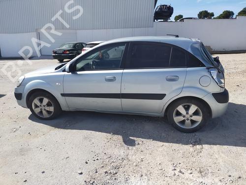Left front fog light KIA RIO II (JB) 1.5 CRDi | BP15720617C30 