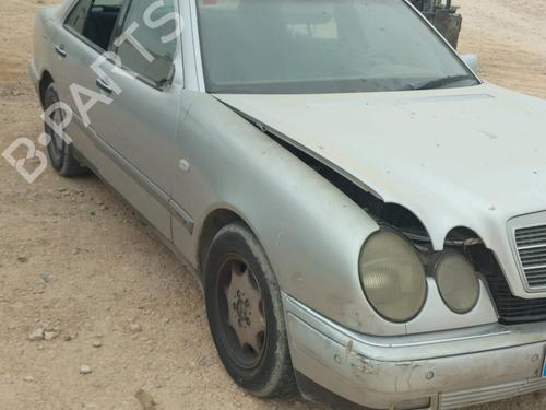 Fuse box MERCEDES-BENZ E-CLASS (W210) E 290 Turbo-D (210.017) | BP24878569E1 