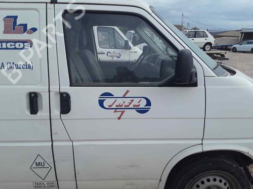 Used Right front door VW TRANSPORTER T4 Van (70A, 70H, 7DA, 7DH) 1.9 TD (68 hp) 22442271