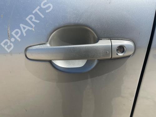 Used Front left exterior door handle TOYOTA COROLLA Verso (ZER_, ZZE12_, R1_) 1.8 (ZNR11_, ZNR11R) (129 hp) 26334550