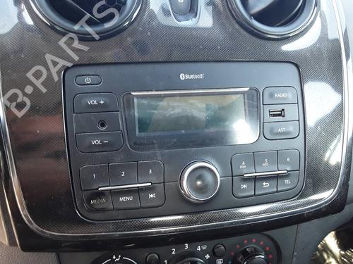 Used Radio Radio 37158342 37158342