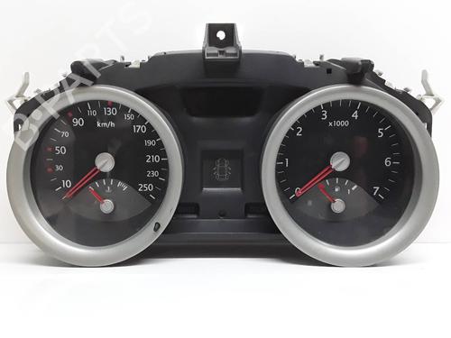Used Instrument cluster RENAULT MEGANE II Saloon (LM0/1_) [2003-2025]  8680812