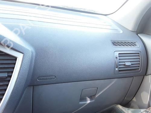 Used Passenger airbag KIA CARENS II MPV (FJ) 2.0 CRDi (113 hp) 8823980