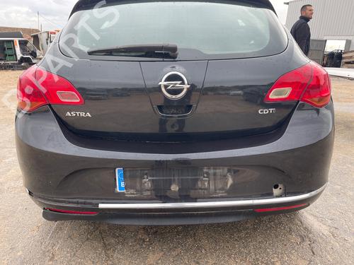 Pára-choques traseiro OPEL ASTRA J (P10) [2009-2016]  31117903