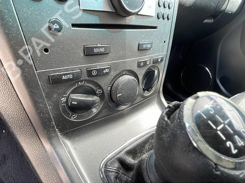 climate-control-opel-antara-a-l07-2006-2007-2008-2009-2010-2011-2012-2013-2014-2015-2016-2017-38604081 main image