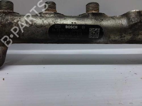 Used Injection rail SUZUKI GRAND VITARA II (JT, TE, TD) 1.9 DDiS All-wheel Drive (JT419, TD44, JB419WD, JB419XD,... (129 hp) 7470869