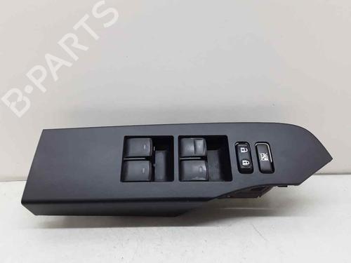 Used Left front window switch TOYOTA AURIS (_E18_) 1.8 Hybrid (ZWE186_, ZWE186R) (136 hp) 24115336