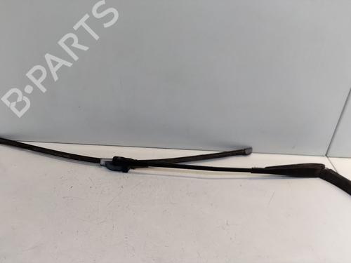 Used Front windshield wiper arm Front windshield wiper arm 37447706 37447706