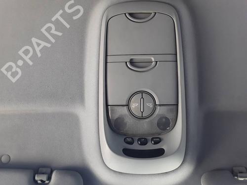 Used Interior roof light KIA SORENTO I (JC) 2.5 CRDi 4WD (140 hp) 8824121